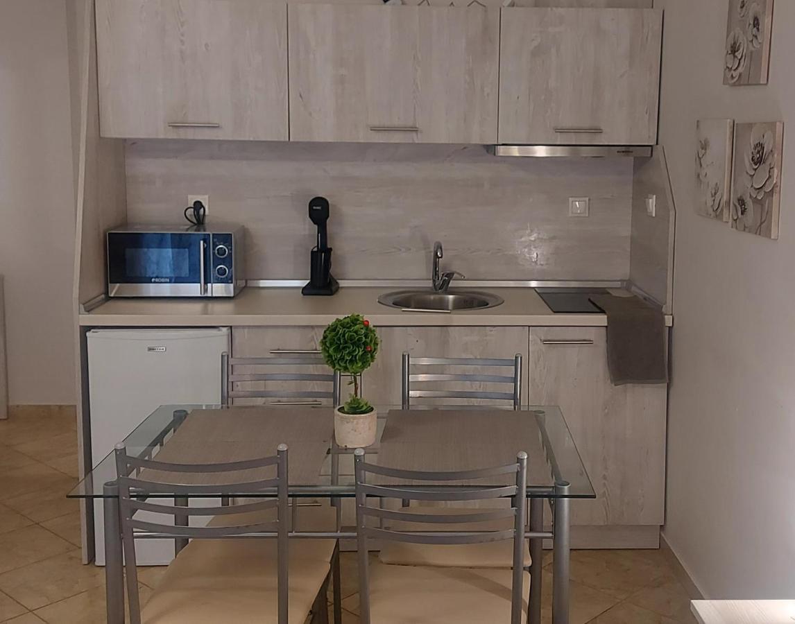 Apartmán Studio Garden Nea Kallikrateia Exteriér fotografie