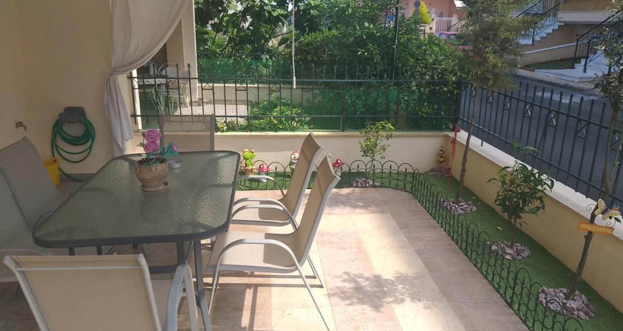 Apartmán Studio Garden Nea Kallikrateia Exteriér fotografie
